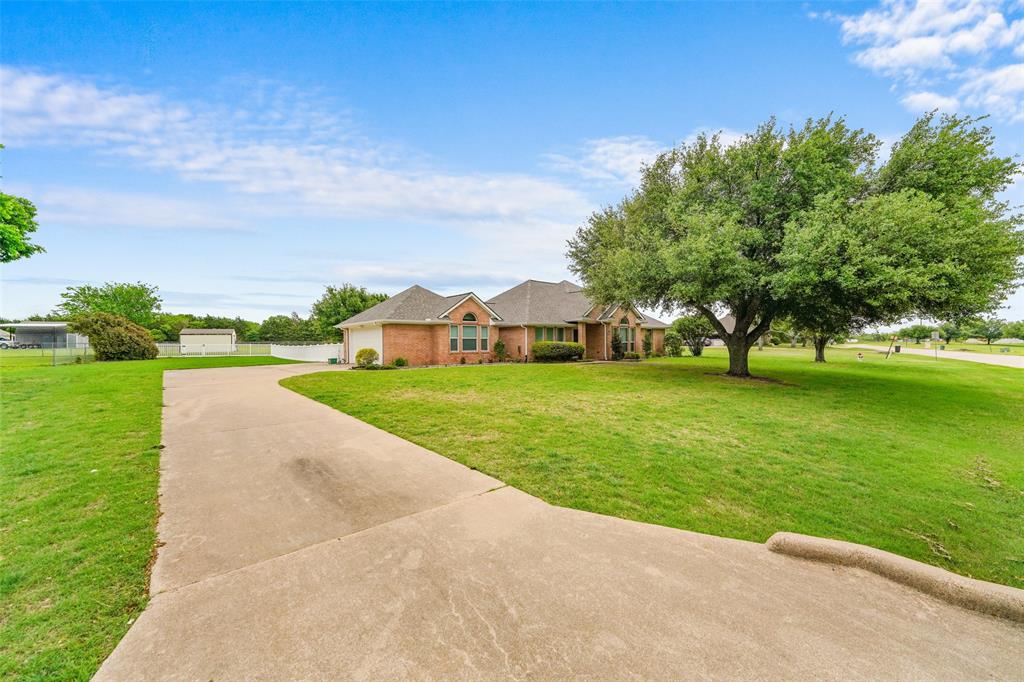 830 South Clinton Lane Midlothian, TX 76065 - Photo 26 of 33