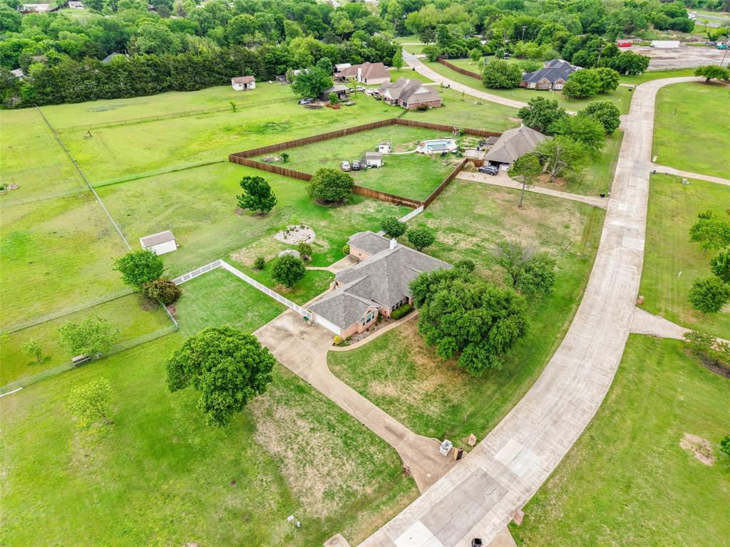 830 South Clinton Lane Midlothian, TX 76065 - Photo 29 of 33