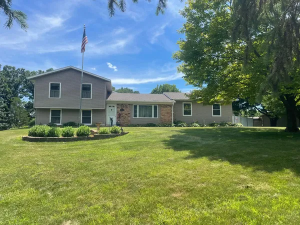 $315,000 | 3925 8th Street Northeast, Willmar, MN 56201