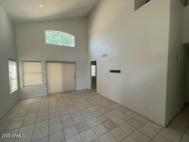 4602 East Angela Drive Phoenix, AZ 85032 - Photo 2 of 10 02