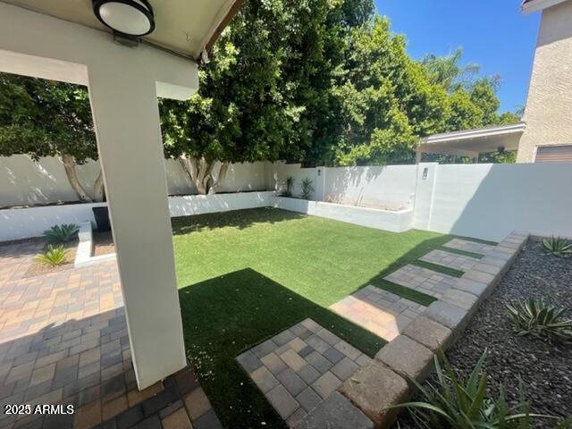 4602 East Angela Drive Phoenix, AZ 85032 - Photo 9 of 10 09