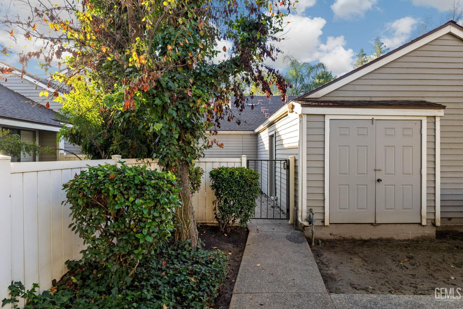 Undisclosed Address Bakersfield, CA 93311 - Photo 6 of 52