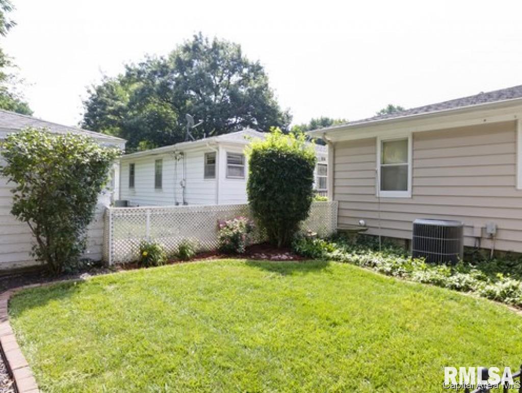 9 Alberta Lane Springfield, IL 62704 - Photo 14 of 15 Gallery Image 14