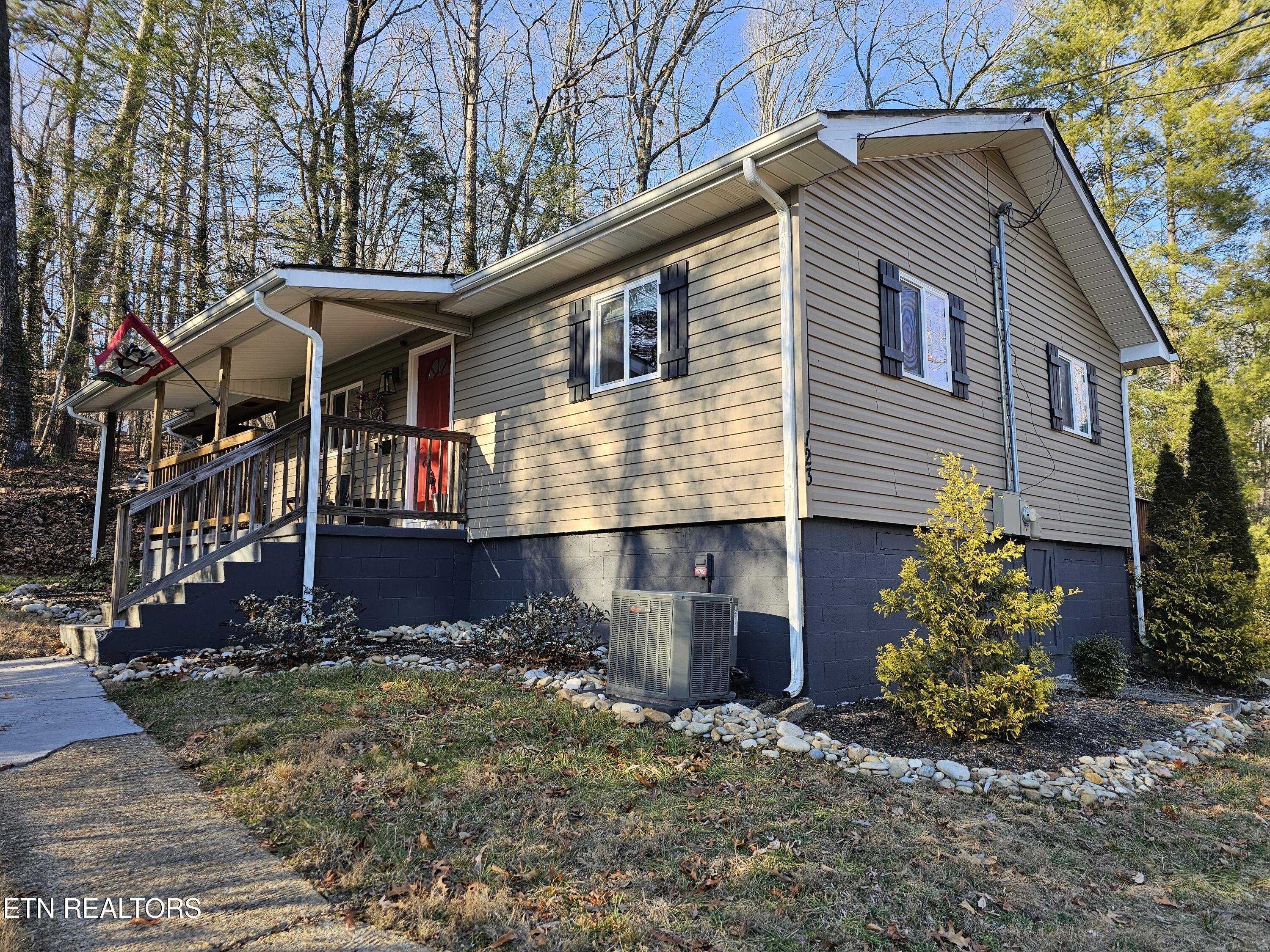 123 Taylor Road Oak Ridge, TN 37830 - Photo 1 of 42 20250128_160405