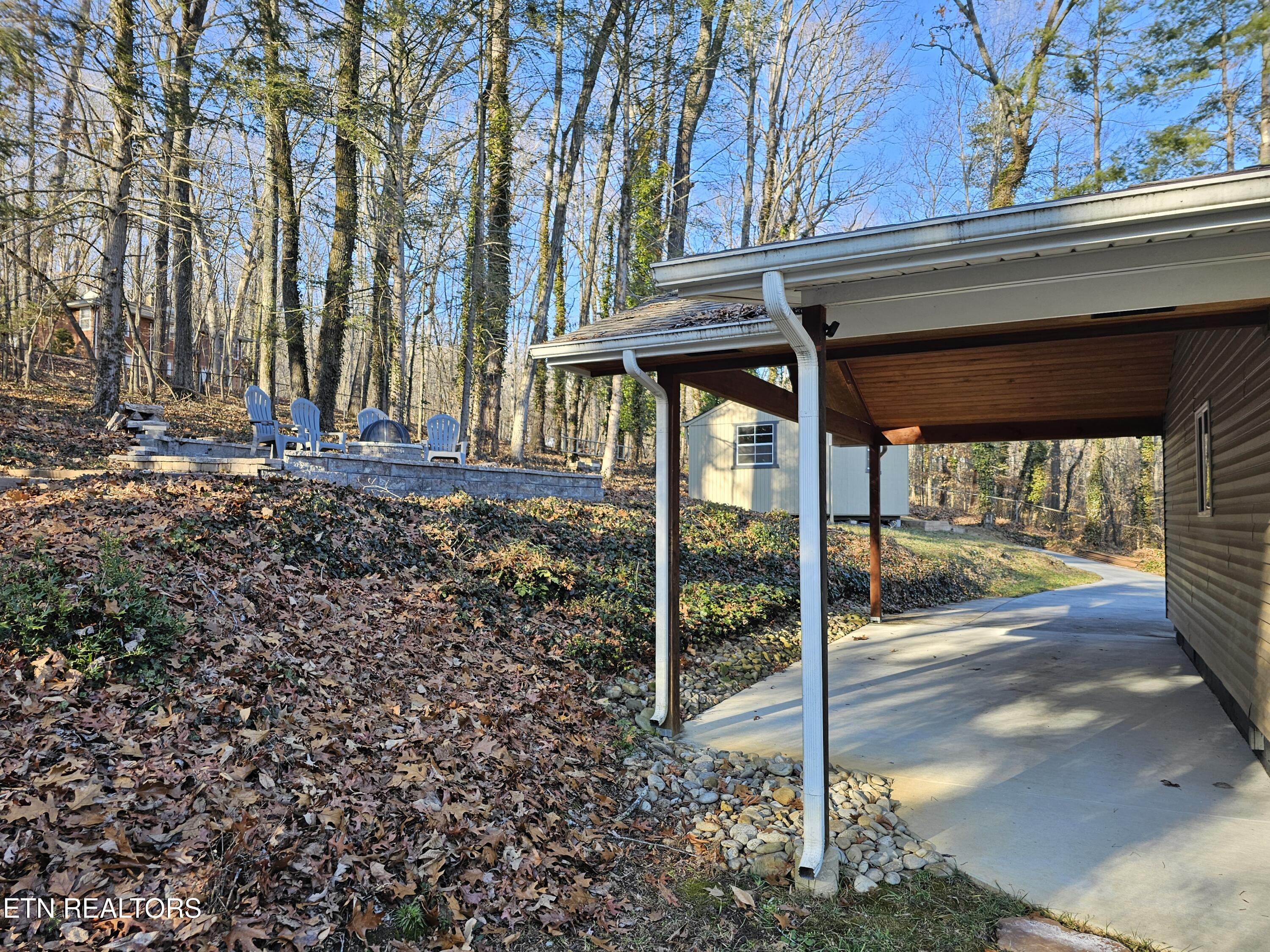 123 Taylor Road Oak Ridge, TN 37830 - Photo 5 of 42 20250128_160324