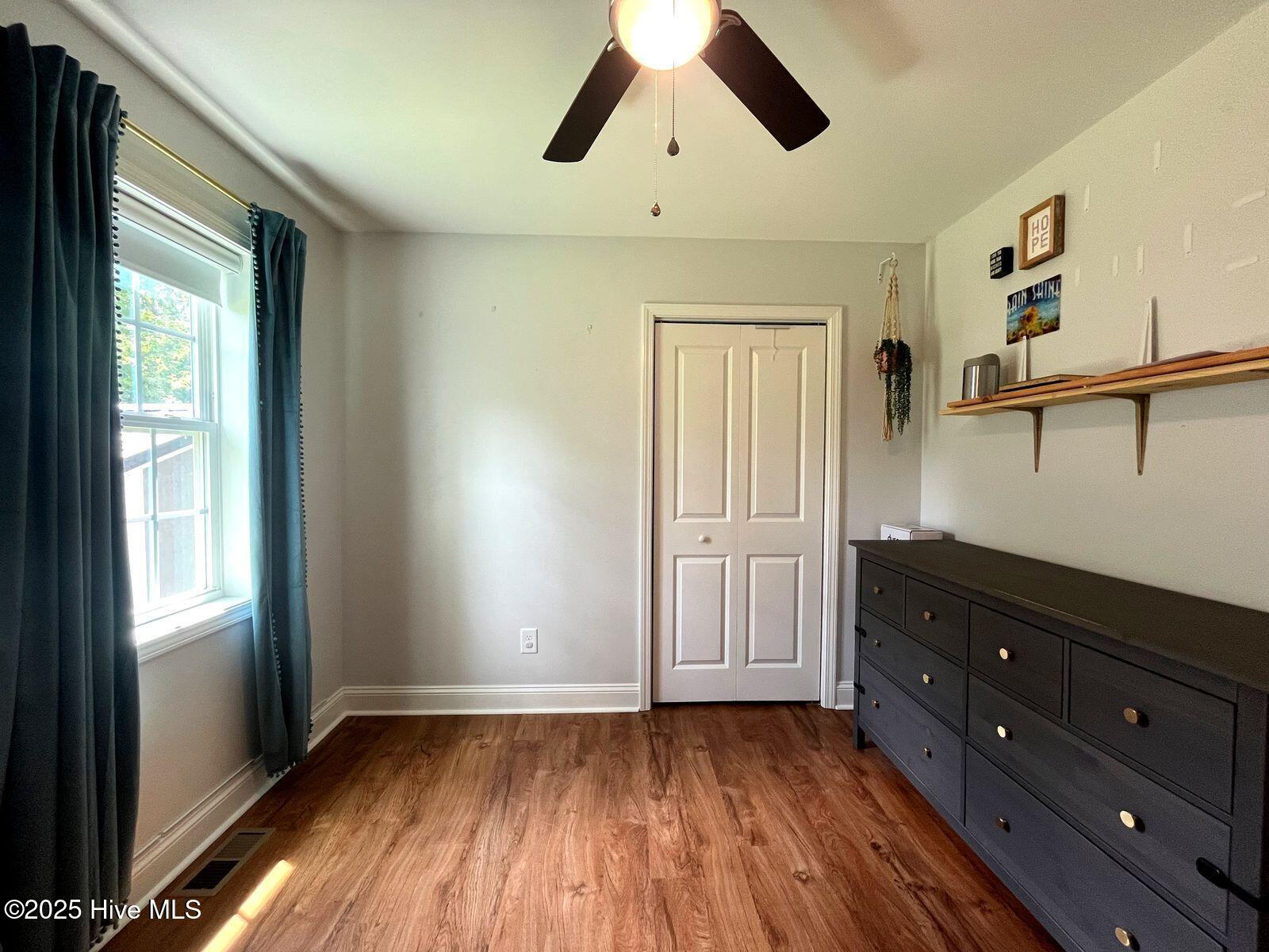 162 Midway Road Aberdeen, NC 28315 - Photo 27 of 38 162 g bed 4