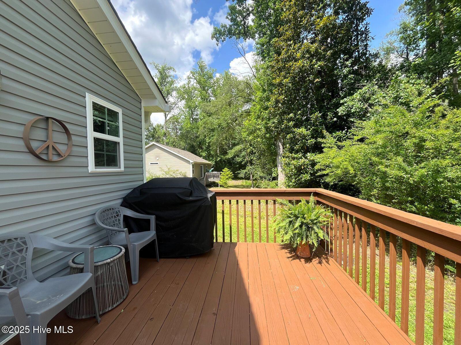 162 Midway Road Aberdeen, NC 28315 - Photo 35 of 38 162 deck 2