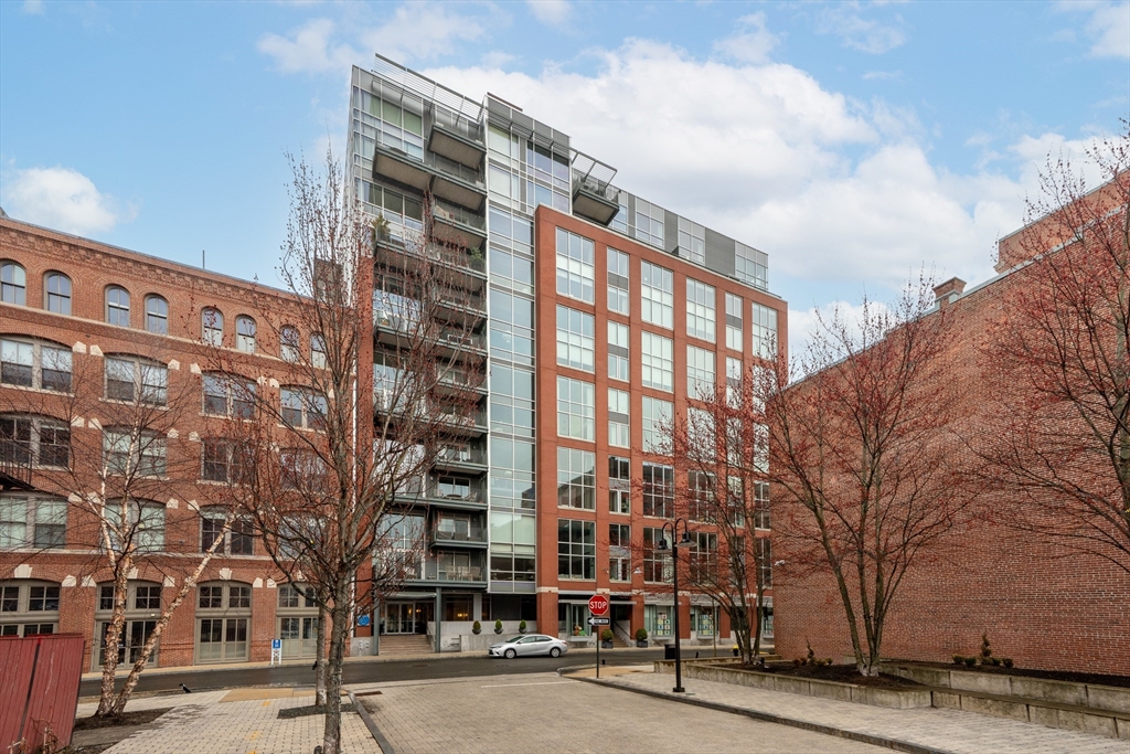 25 Channel Center Street, Unit 212 Boston, MA 02210 - Photo 18 of 23