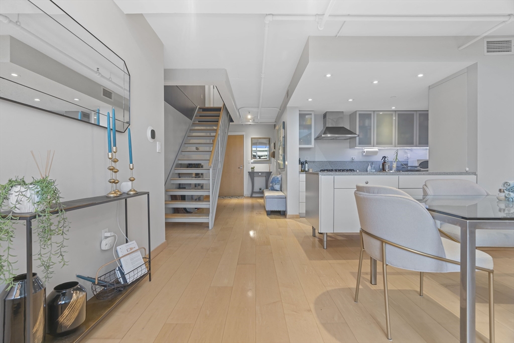 25 Channel Center Street, Unit 212 Boston, MA 02210 - Photo 7 of 23