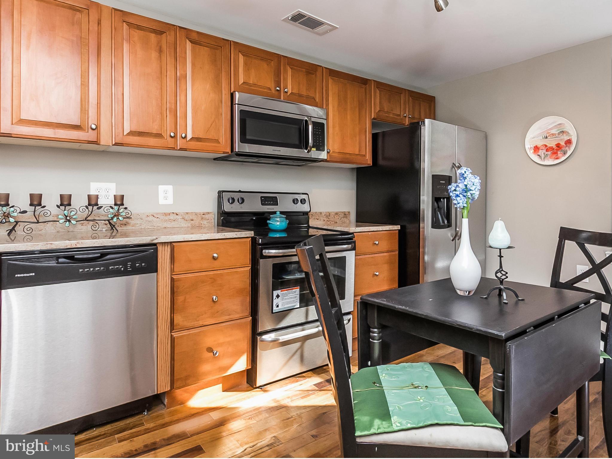 8609 Oakleigh Road Baltimore, MD 21234 - Photo 11 of 30 Kitchen