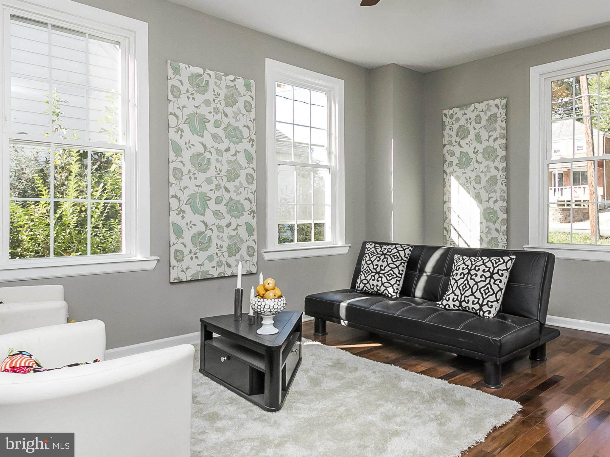 8609 Oakleigh Road Baltimore, MD 21234 - Photo 6 of 30 Living Room