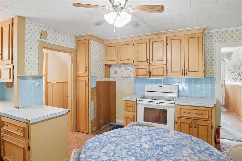 210 East Longmeadow Road Hampden, MA 01036 - Photo 15 of 42