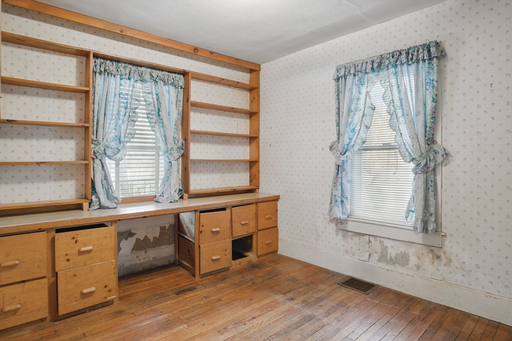 210 East Longmeadow Road Hampden, MA 01036 - Photo 16 of 42