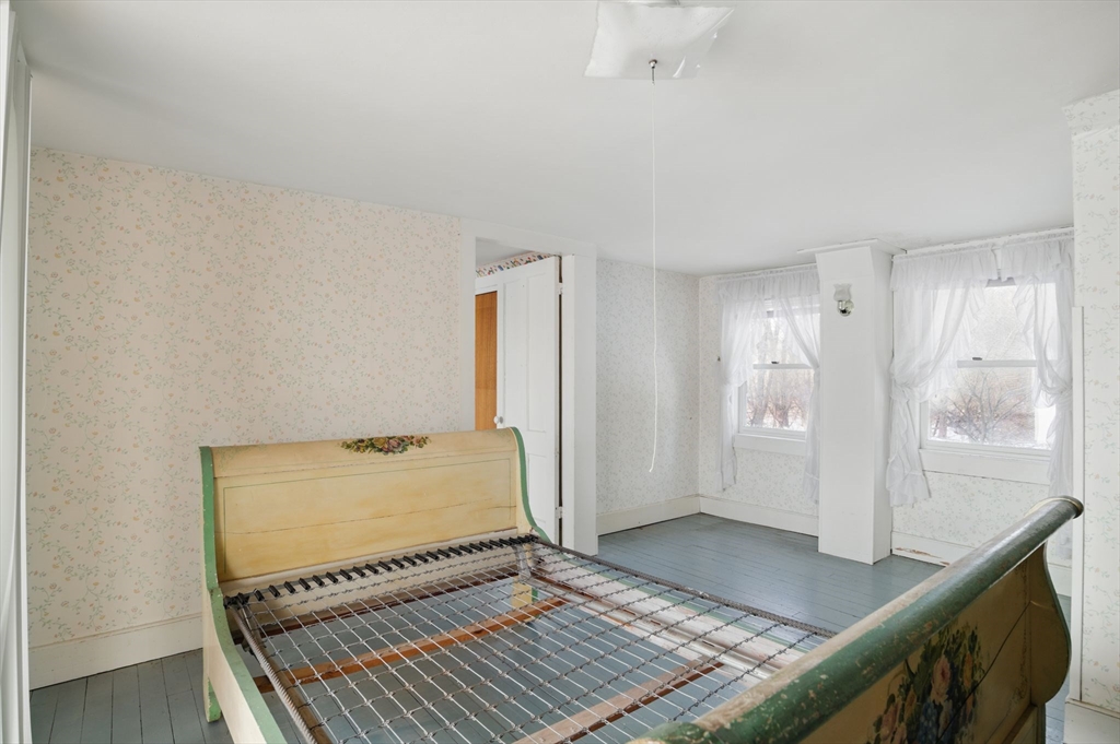 210 East Longmeadow Road Hampden, MA 01036 - Photo 23 of 42