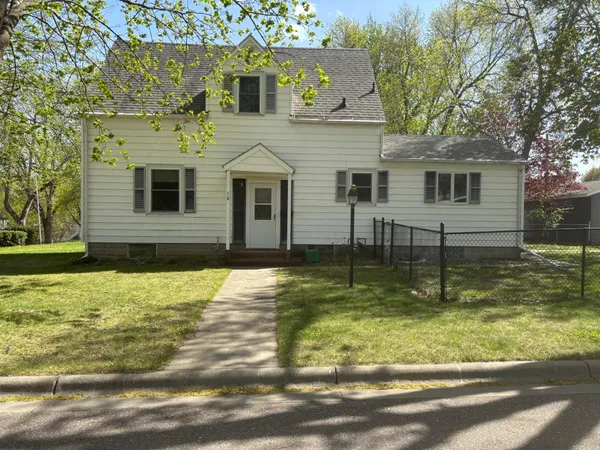 $149,000 | 121 North 10th Street, Montevideo, MN 56265