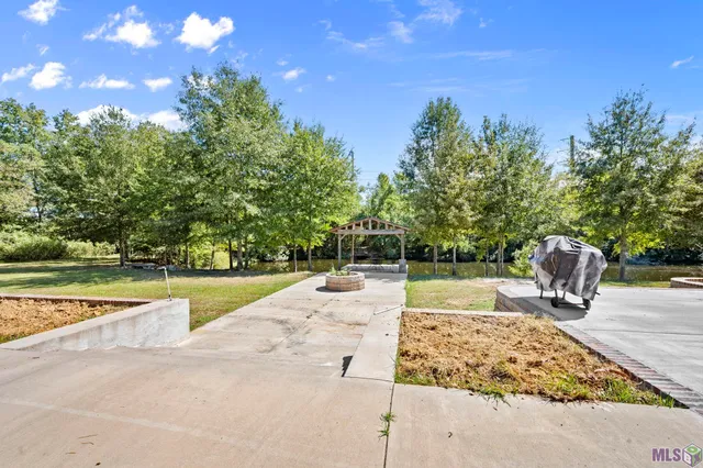 $1,080,000 | 12611 Old Hammond Highway, Baton Rouge, LA 70816