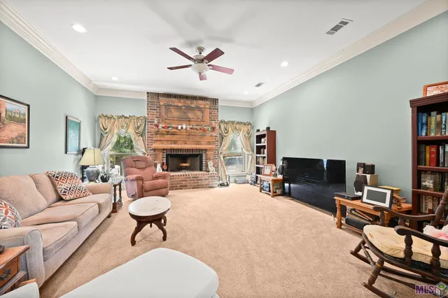 $1,080,000 | 12611 Old Hammond Highway, Baton Rouge, LA 70816