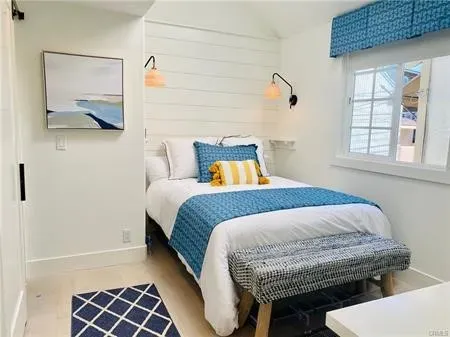 $5,900 | 212 Garnet Avenue, Newport Beach, CA 92662