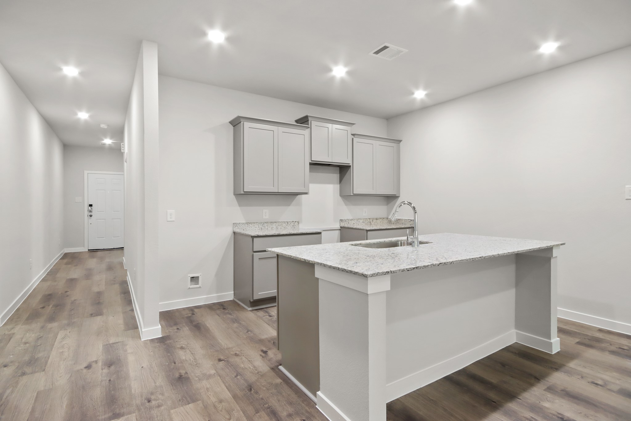 541 Shoreview Drive Conroe, TX 77303 - Photo 6 of 25 Representative Photo