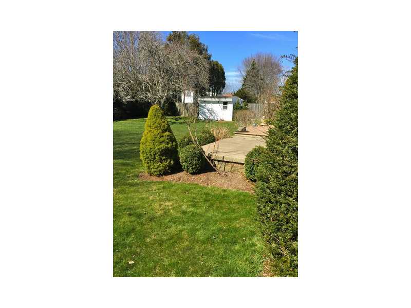 1544 West Main Road Middletown, RI 02842 - Photo 5 of 25 Exterior Front.