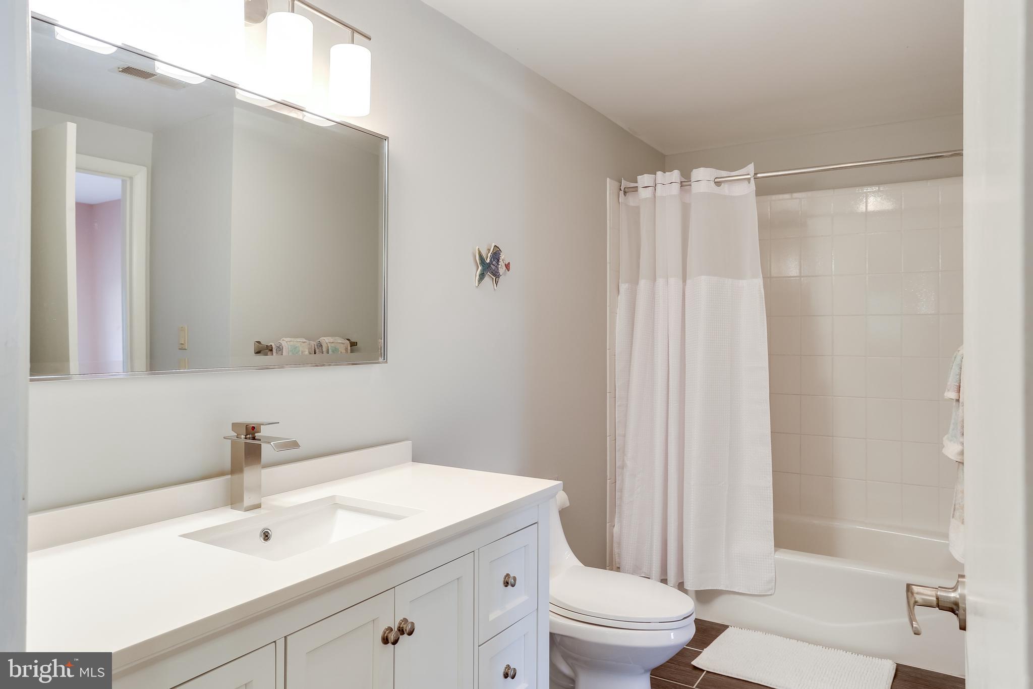 1626 Wyatts Ridge Road Crownsville, MD 21032 - Photo 23 of 40 Full Bath ensuite with Bedroom #2