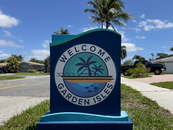 $995,700 | 451 Southeast 1st Avenue, Unit A & B, Pompano Beach, FL 33060