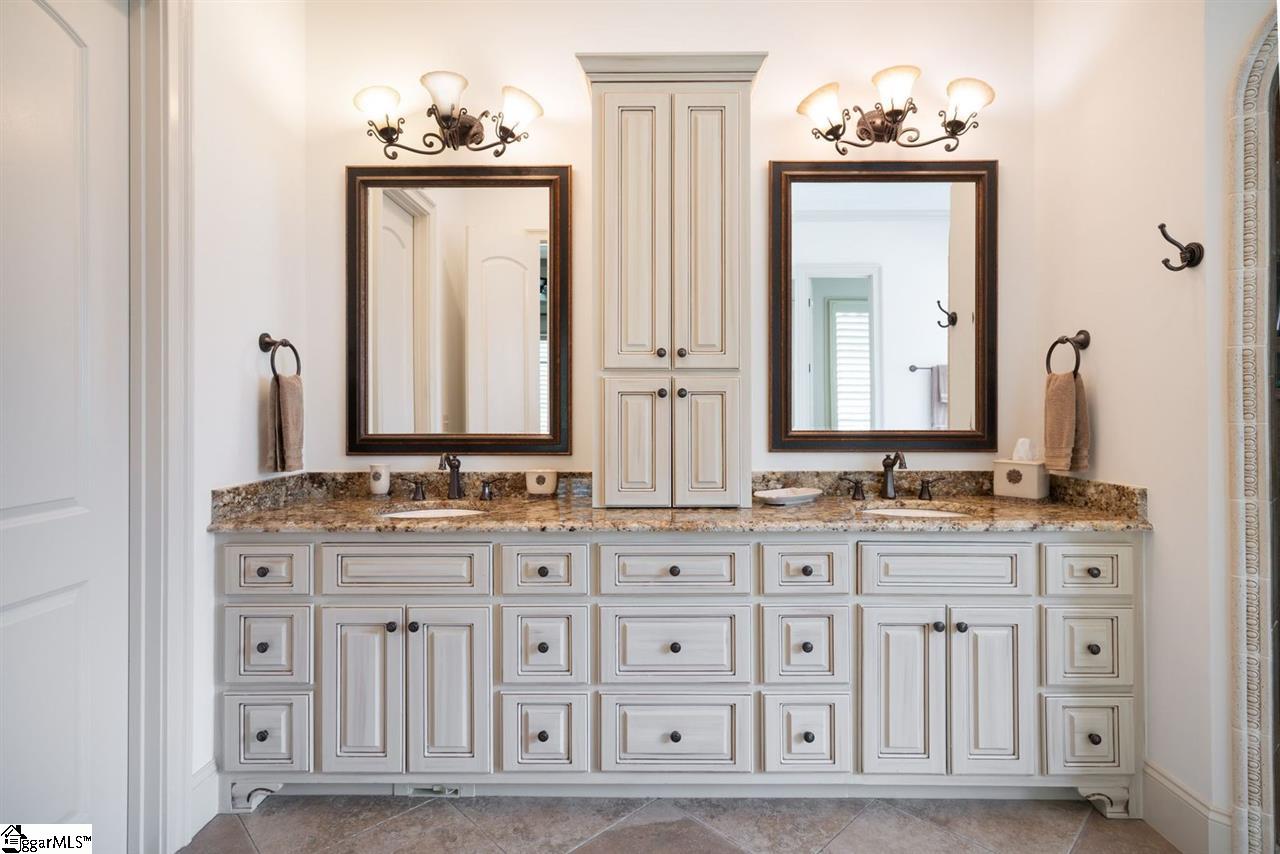 140 Ramsford Lane Simpsonville, SC 29681 - Photo 18 of 36 Gallery Image 18