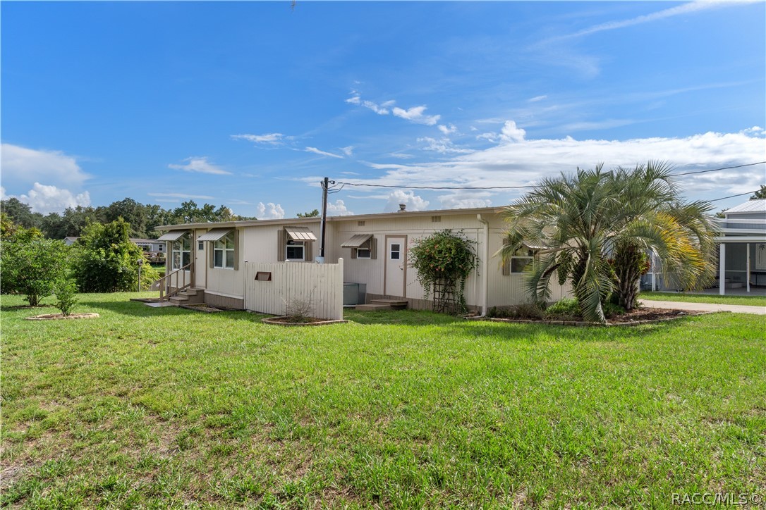 10312 East Pike Drive Inverness, FL 34450 - Photo 6 of 31