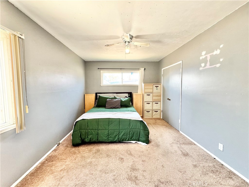1335 North Riverside Avenue Rialto, CA 92376 - Photo 11 of 16