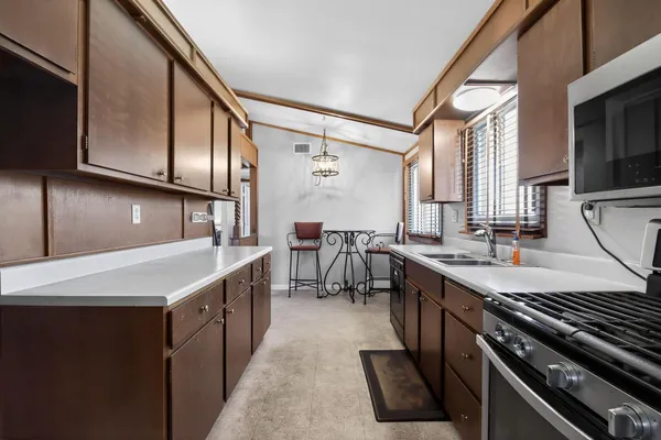 $189,000 | 3552 North Water Street, Decatur, IL 62526