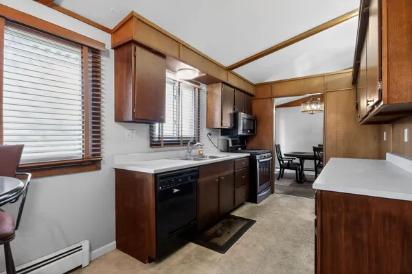 $189,000 | 3552 North Water Street, Decatur, IL 62526