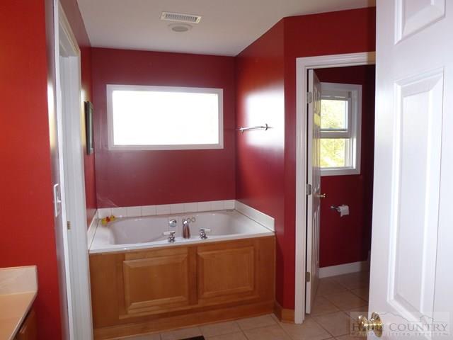 225 Touchdown Drive Boone, NC 28607 - Photo 14 of 41 Gallery Image 14