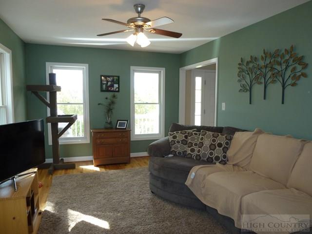 225 Touchdown Drive Boone, NC 28607 - Photo 5 of 41 Gallery Image 5