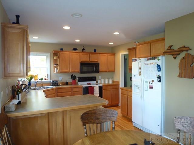 225 Touchdown Drive Boone, NC 28607 - Photo 7 of 41 Gallery Image 7