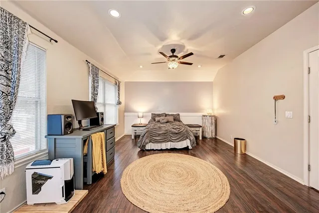 $2,100 | 1813 White Oak Loop, Round Rock, TX 78681