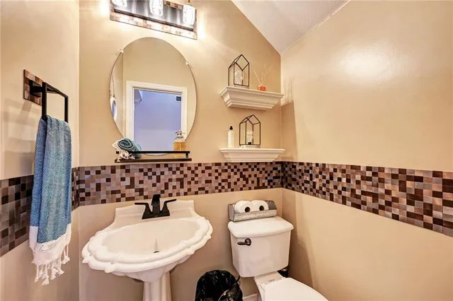 $2,100 | 1813 White Oak Loop, Round Rock, TX 78681