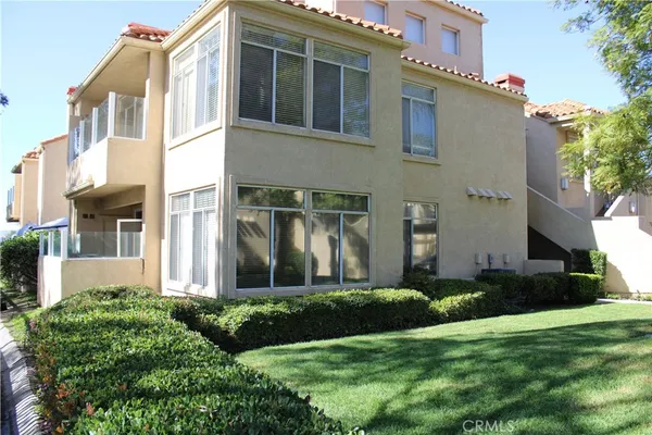 $2,900 | 3190 Altura Court, Unit 101, Corona, CA 92882