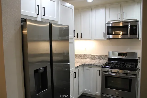$2,900 | 3190 Altura Court, Unit 101, Corona, CA 92882