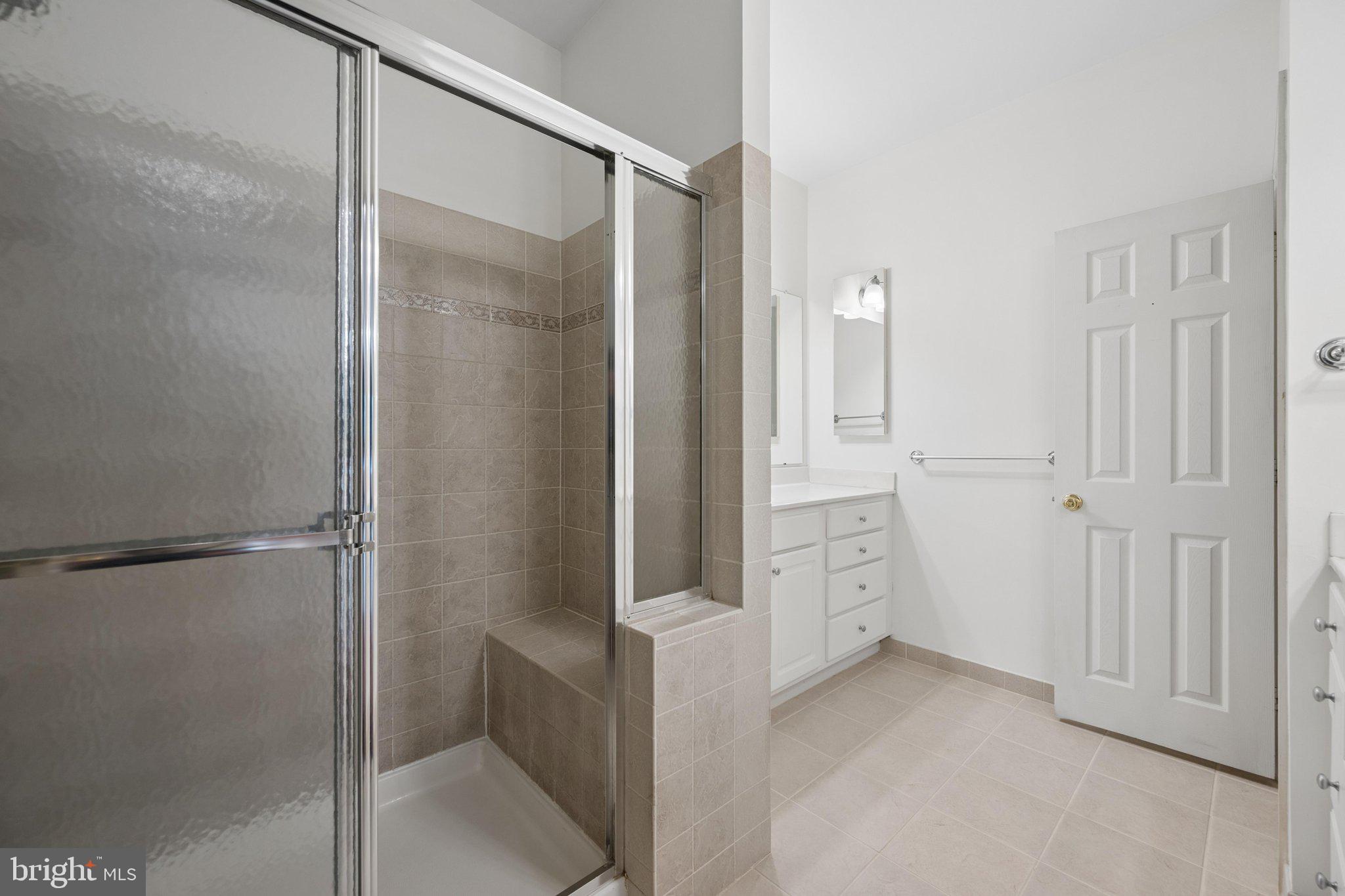 2605 Mill Race Road Frederick, MD 21701 - Photo 48 of 125 Primary Bathroom