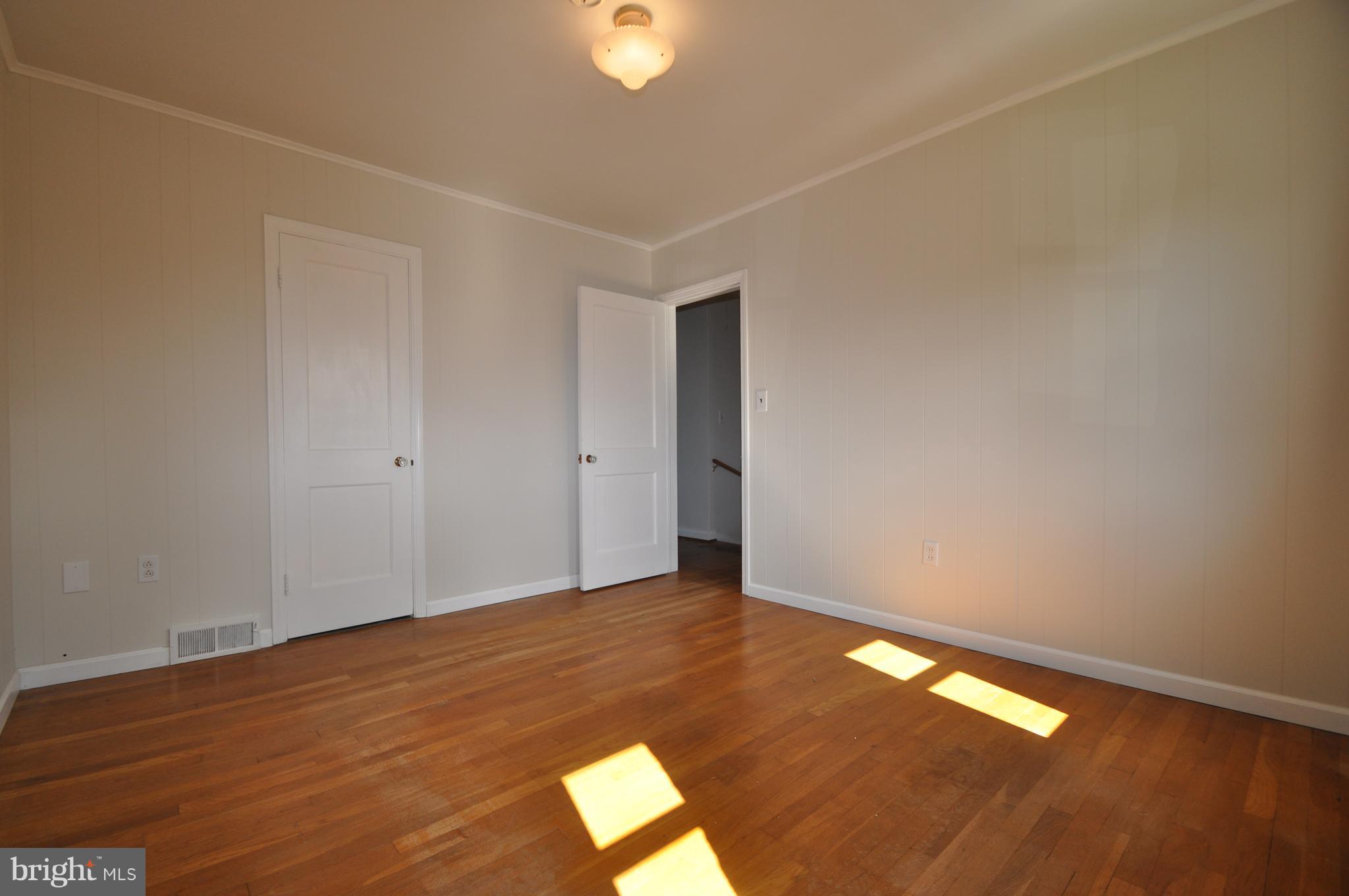 1434 Cedarcroft Road Baltimore, MD 21239 - Photo 4 of 15 WON'T LAST LONG!