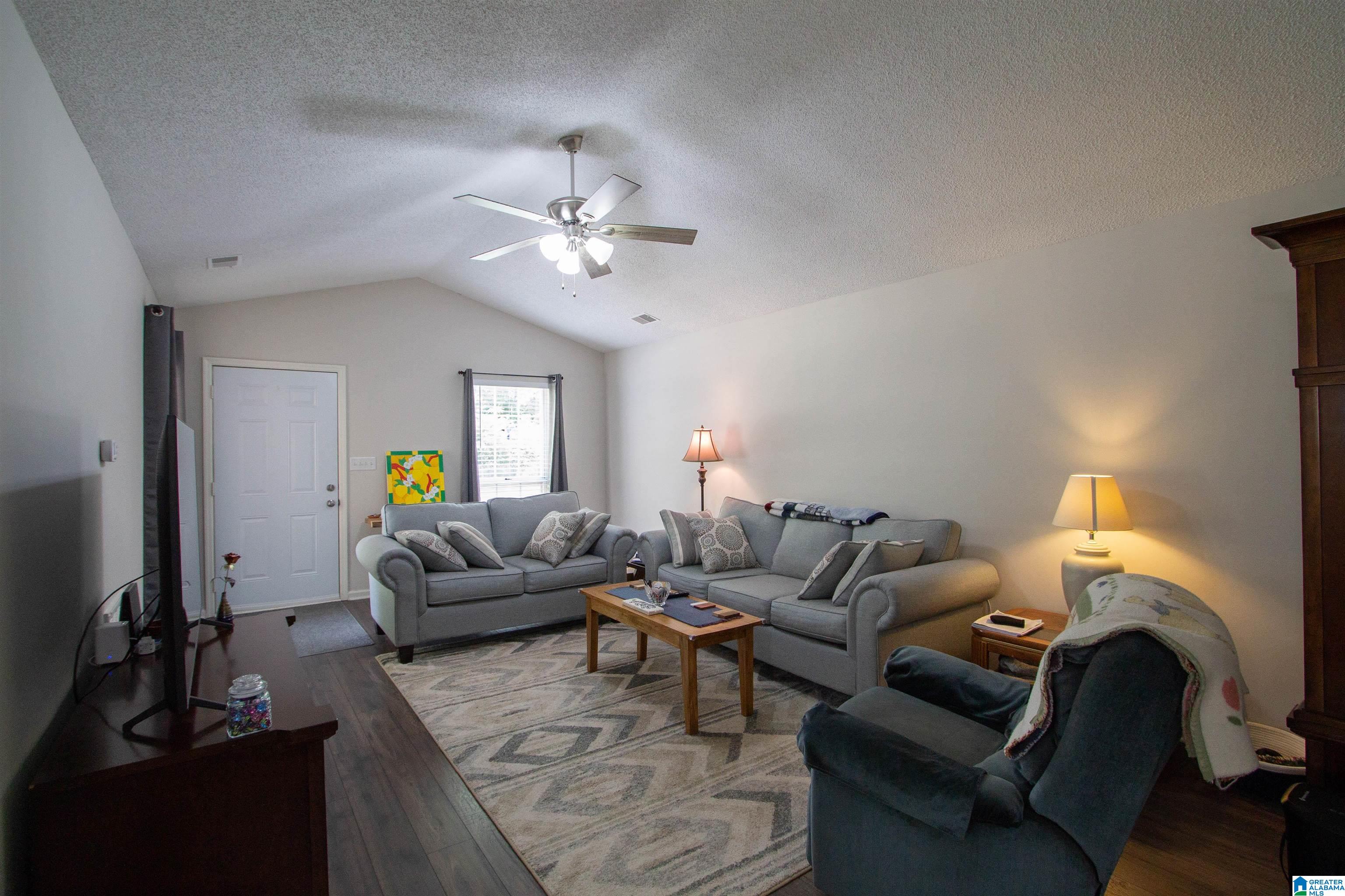 1822 Oakleaf Lane Birmingham, AL 35215 - Photo 2 of 28