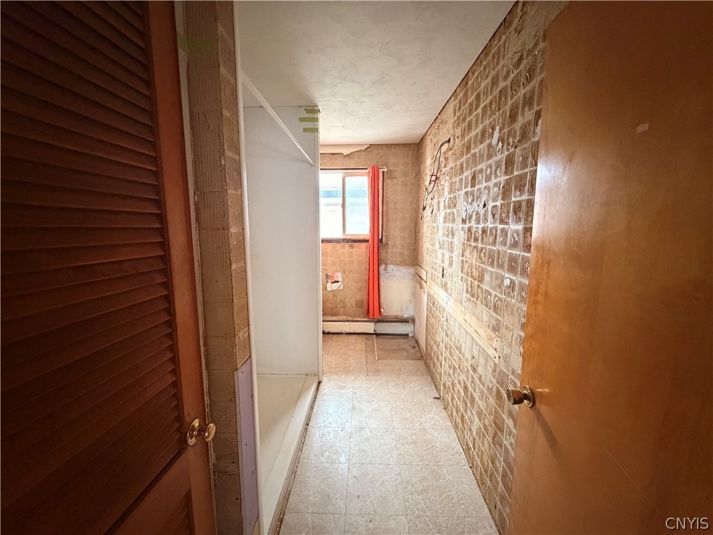 831 Rider Street Parish, NY 13131 - Photo 14 of 33