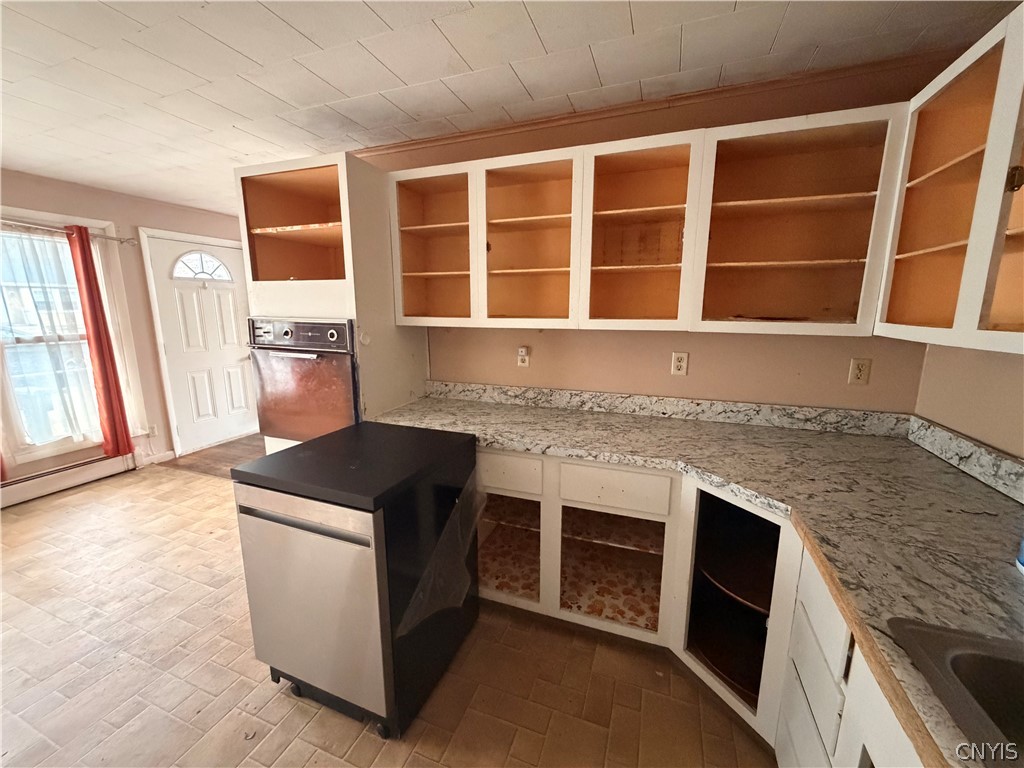 831 Rider Street Parish, NY 13131 - Photo 8 of 33