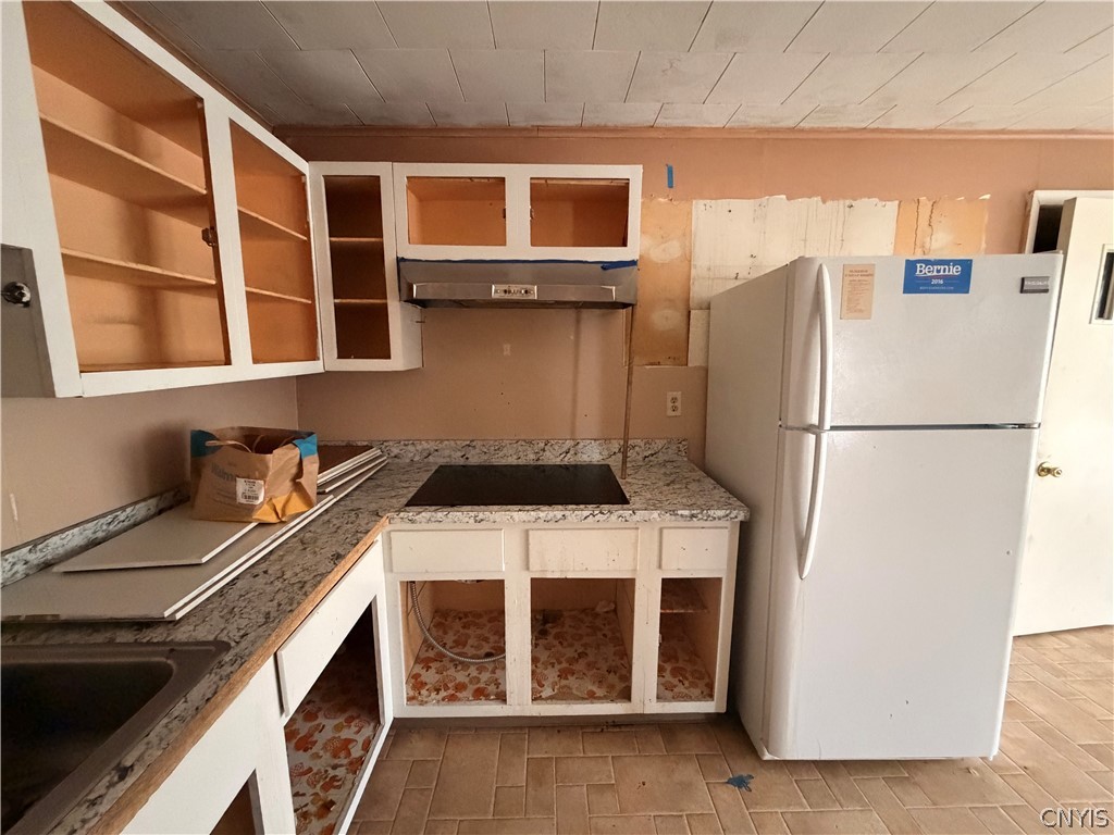 831 Rider Street Parish, NY 13131 - Photo 9 of 33