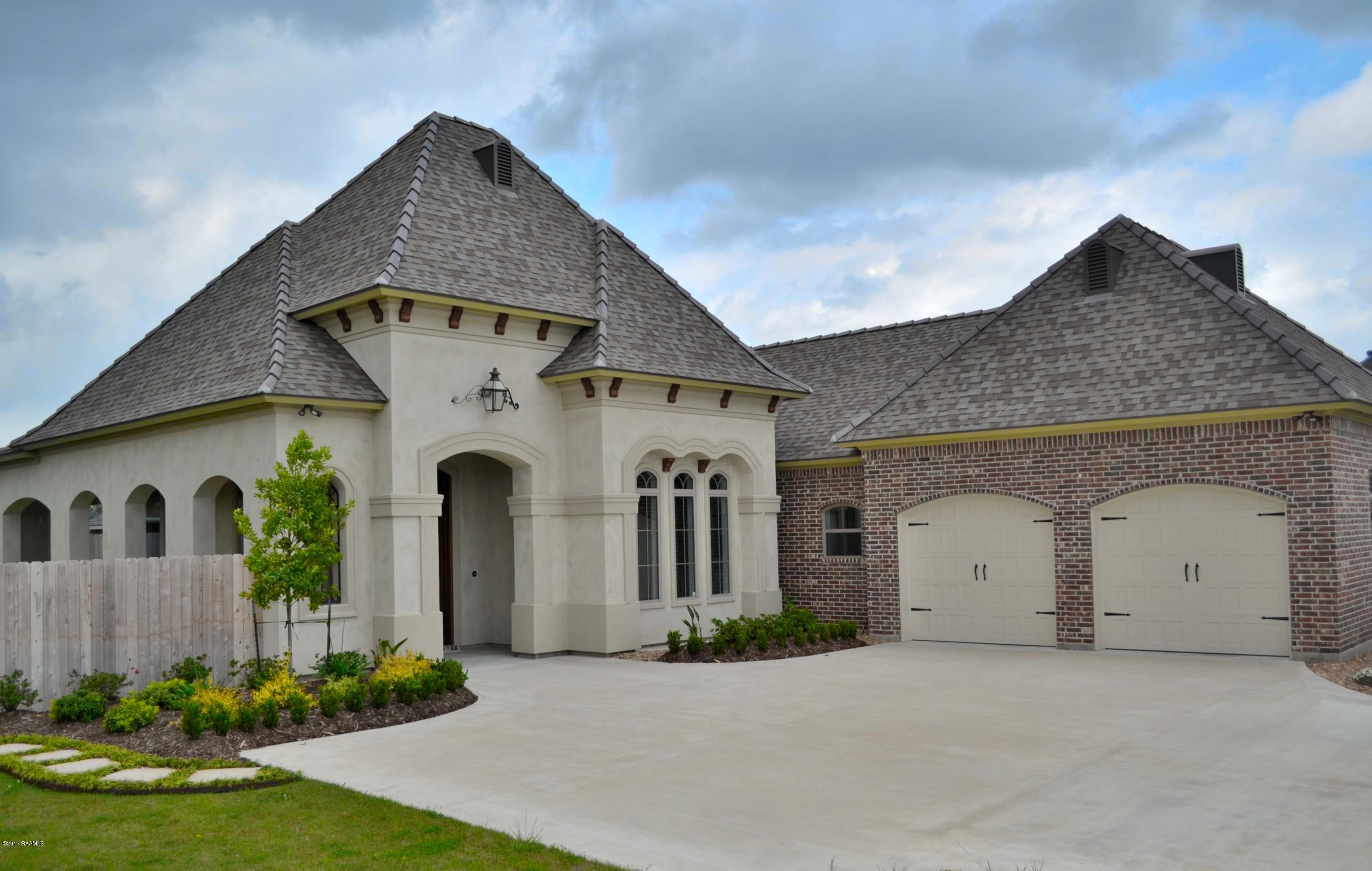 209 Rue De La Rochelle Broussard, LA 70518 - Photo 1 of 25 Gallery Image 1