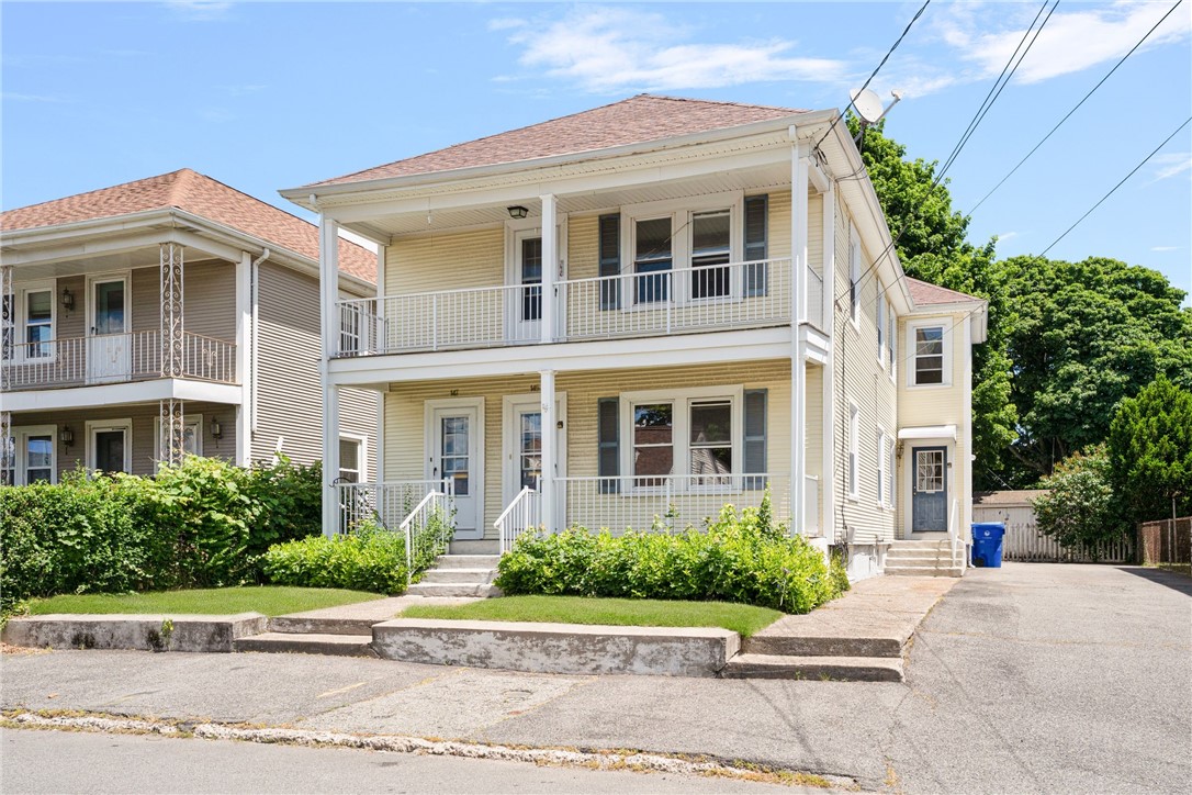 147 Tweed Street Pawtucket, RI 02861 - Photo 3 of 39