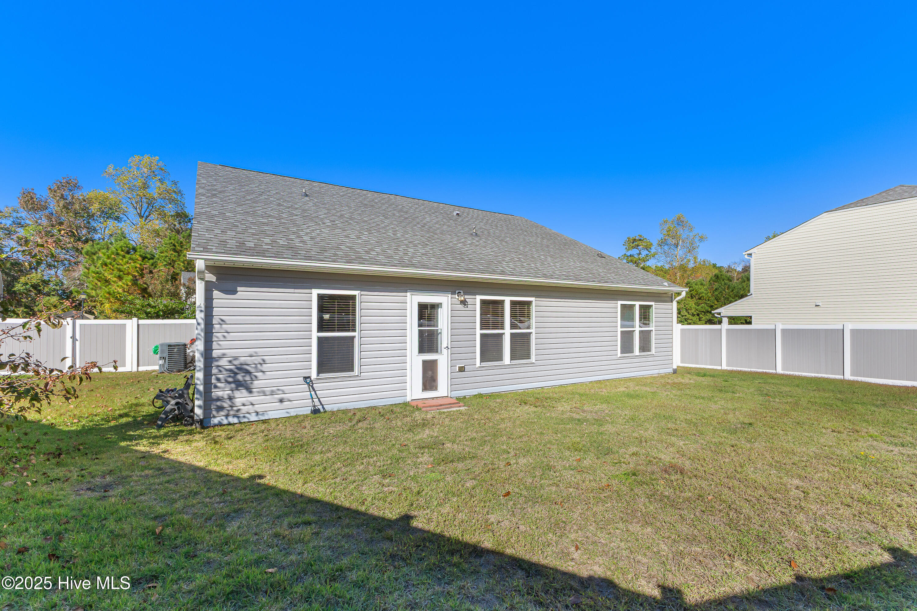 534 Sunset Point Drive Southeast Bolivia, NC 28422 - Photo 31 of 32 534 Sunset Pointe-32