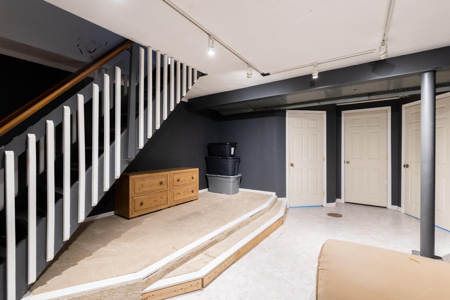 3122 Dickinson Avenue Cincinnati, OH 45211 - Photo 21 of 29 Gallery Image 21