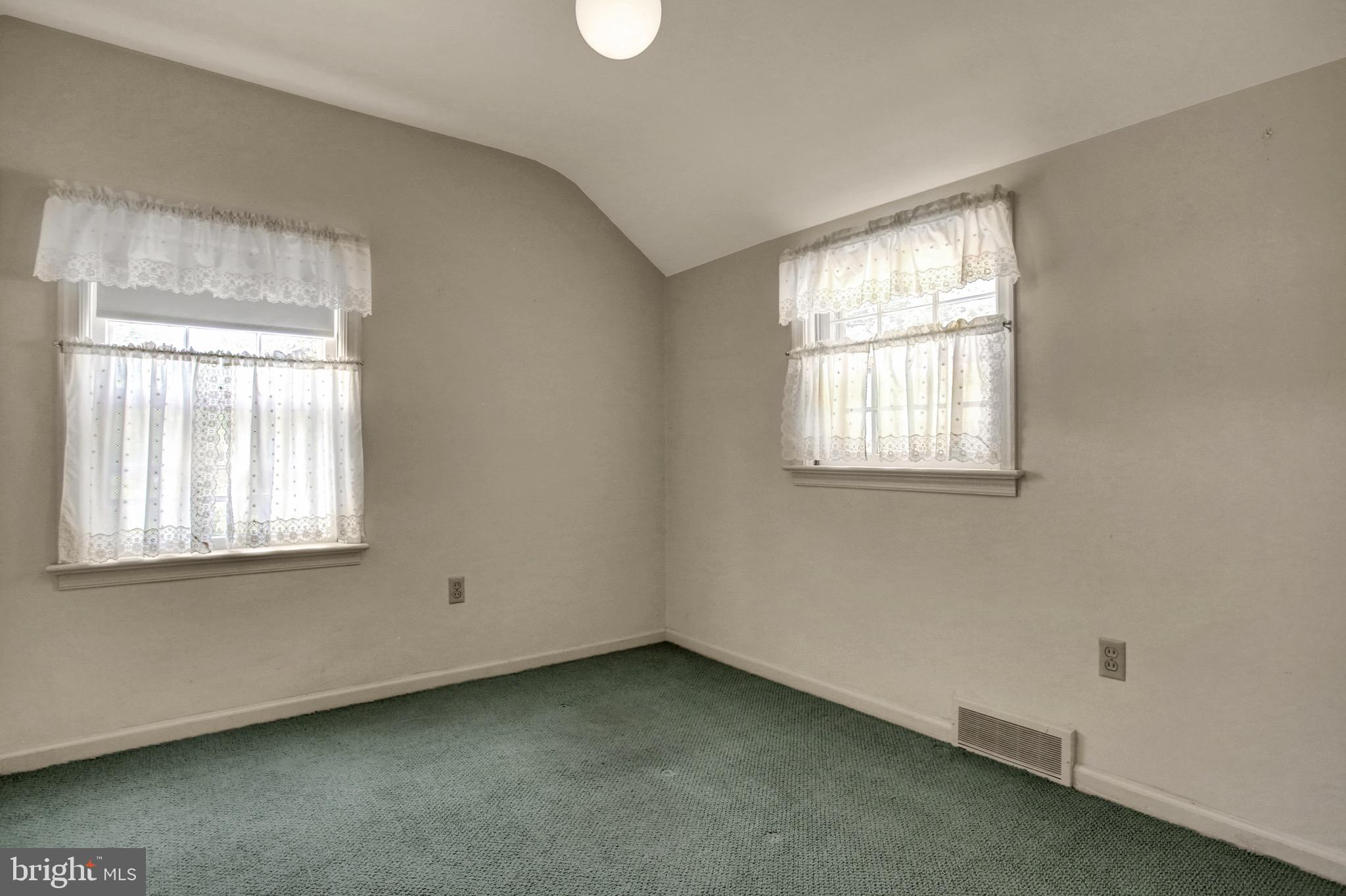 2015 Steuben Road Reading, PA 19602 - Photo 17 of 21