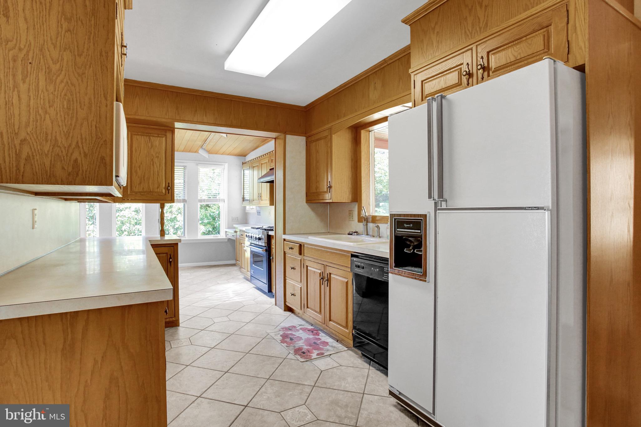 2015 Steuben Road Reading, PA 19602 - Photo 5 of 21